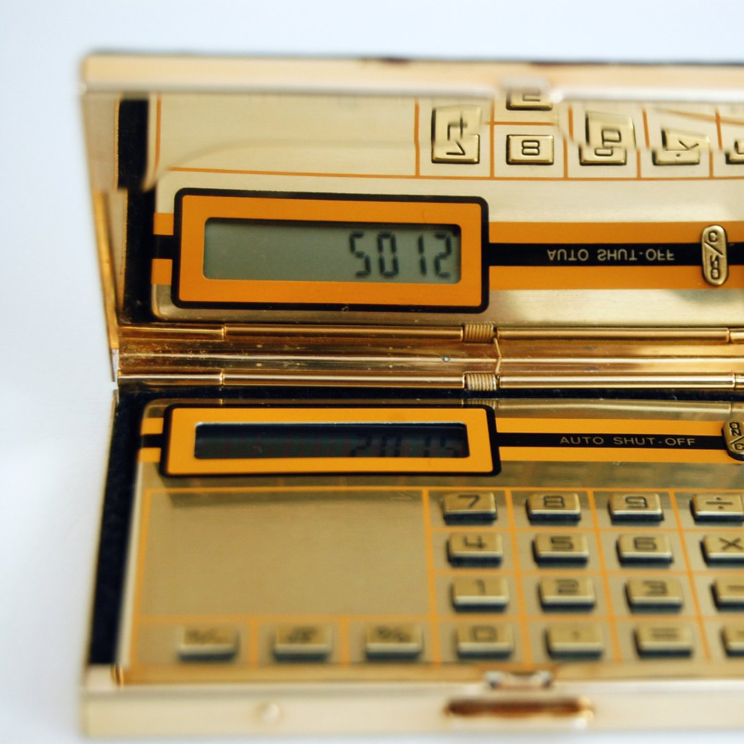 Vintage gold calculator